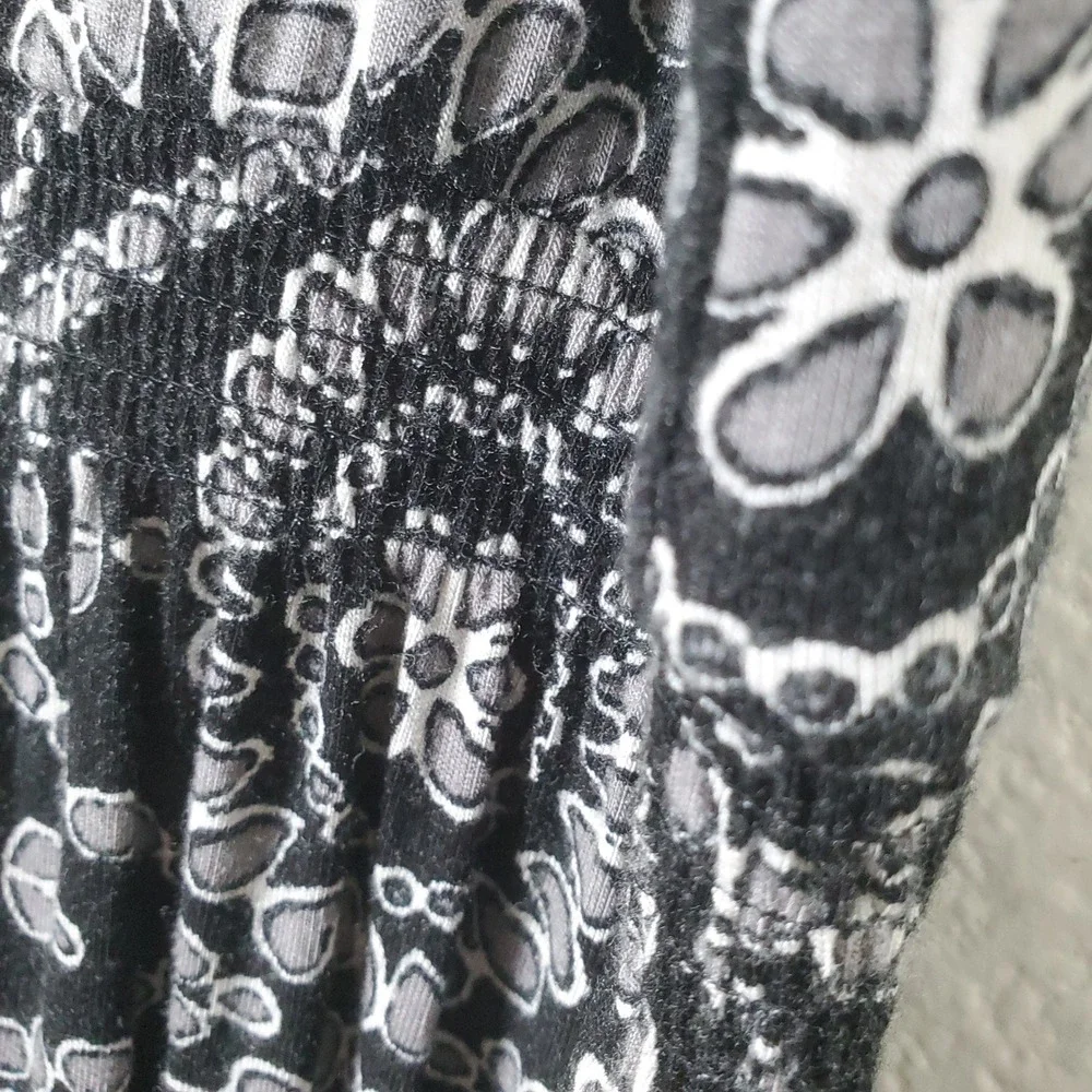 Soma Black & Gray Sleeveless Jersey Knit Dress with Lace Yoke & Pockets Size‎ L